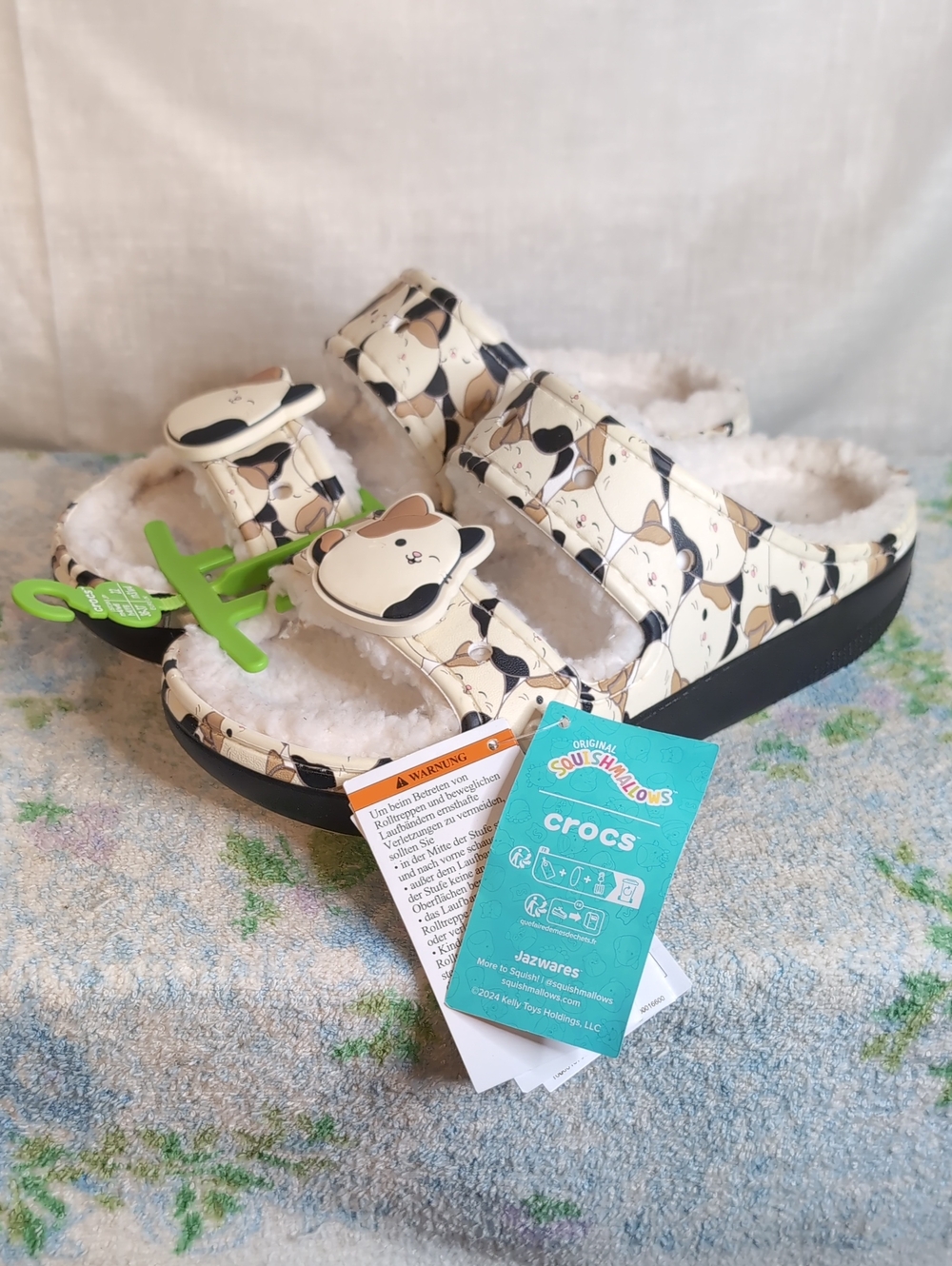 Squishmallows x Crocs Classic Cozzzy Sandal 'Cam The Cat' womens 6